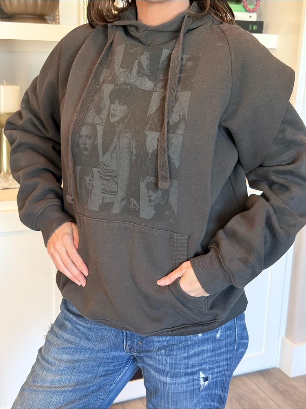 Eras Tour Authentic Taylor Swift Merch sweatshirt large